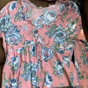 Macy’s medium top